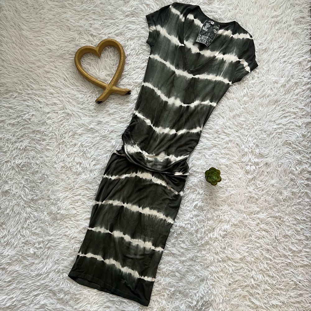 Young Fabulous & Broke Black and White Midi Dress